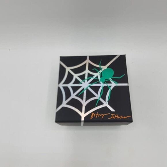 Betsey Johnson Eyeball Stud Earrings Halloween NWT!  NEW! - Picture 3 of 6